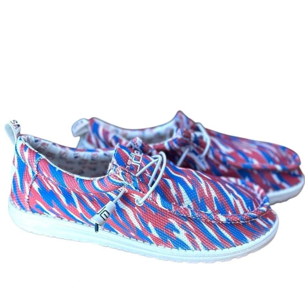 Hey Dude Wally Loafers Size 10 Red White Blue NWT Americana Print Shoes